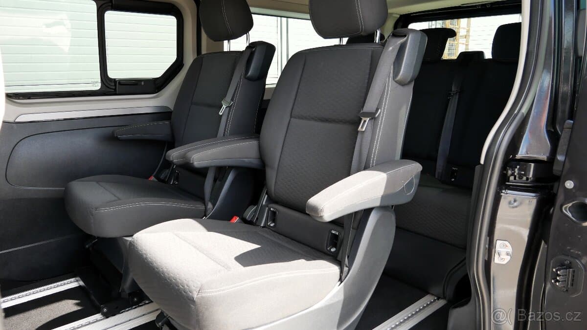 2018 Renault TRAFIC - 8