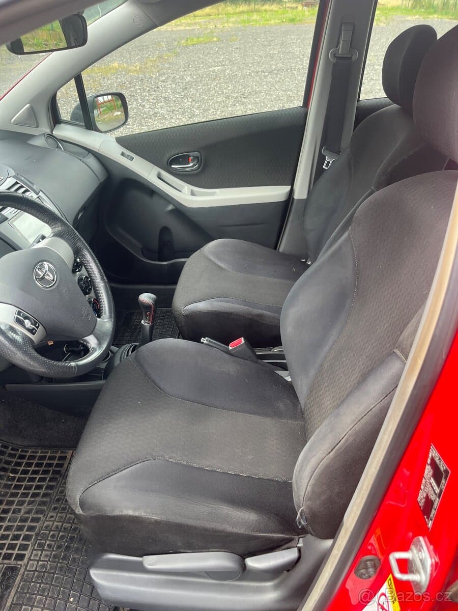 2008 Toyota YARIS - 8