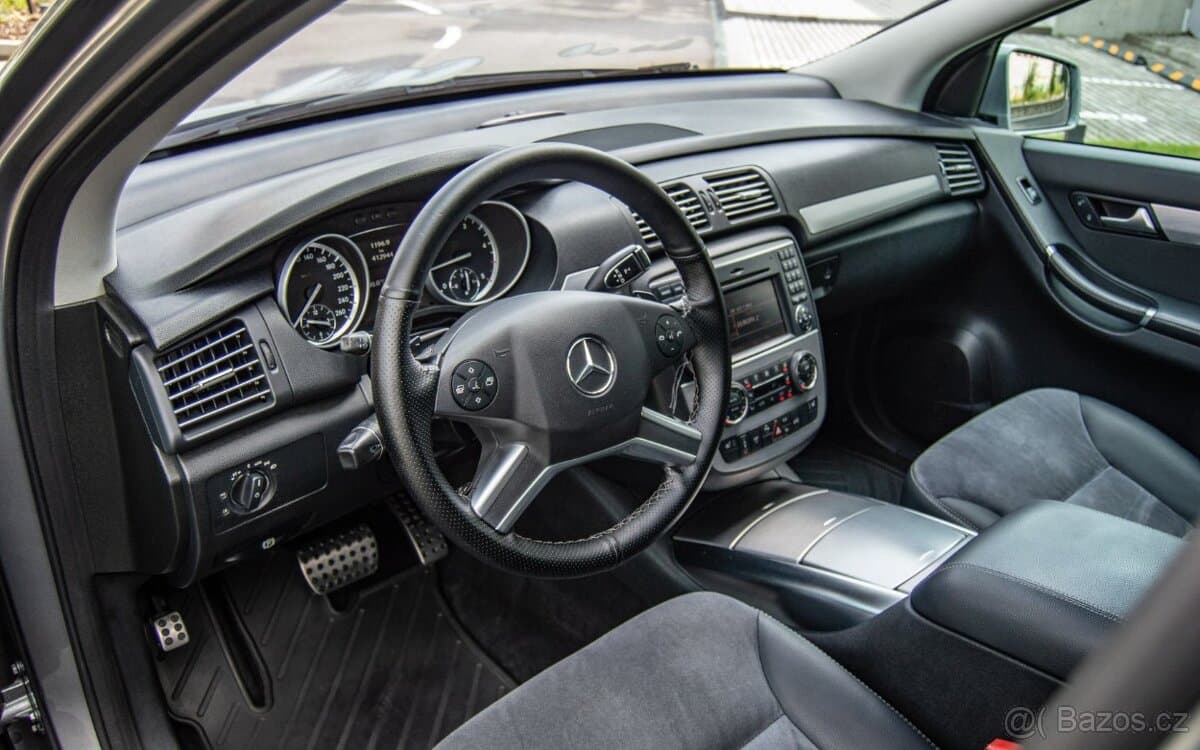 2011 Mercedes-Benz OSTATNÍ - 8