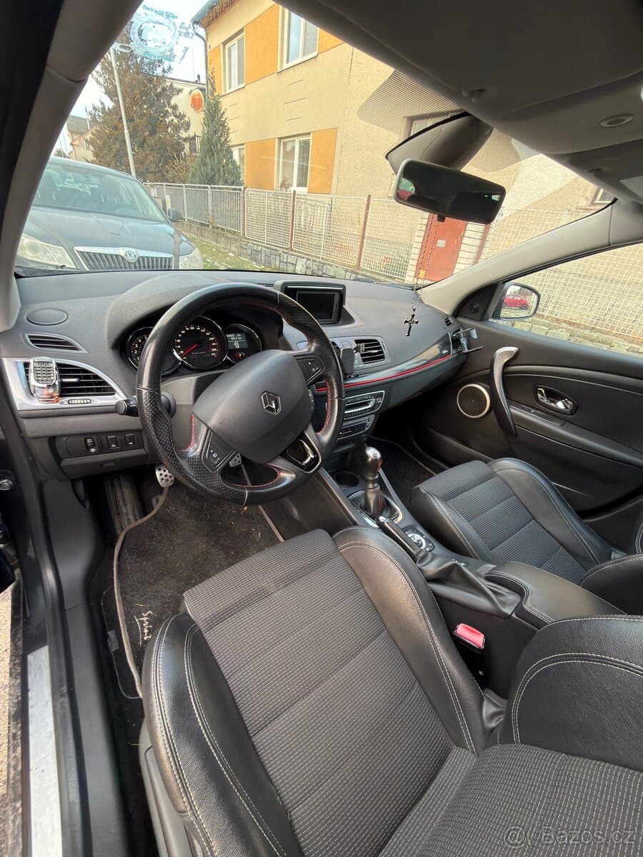 Renault MEGANE - 8