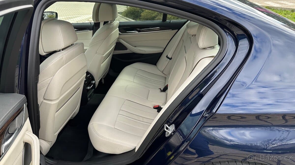 BMW 5-SERIES - 8