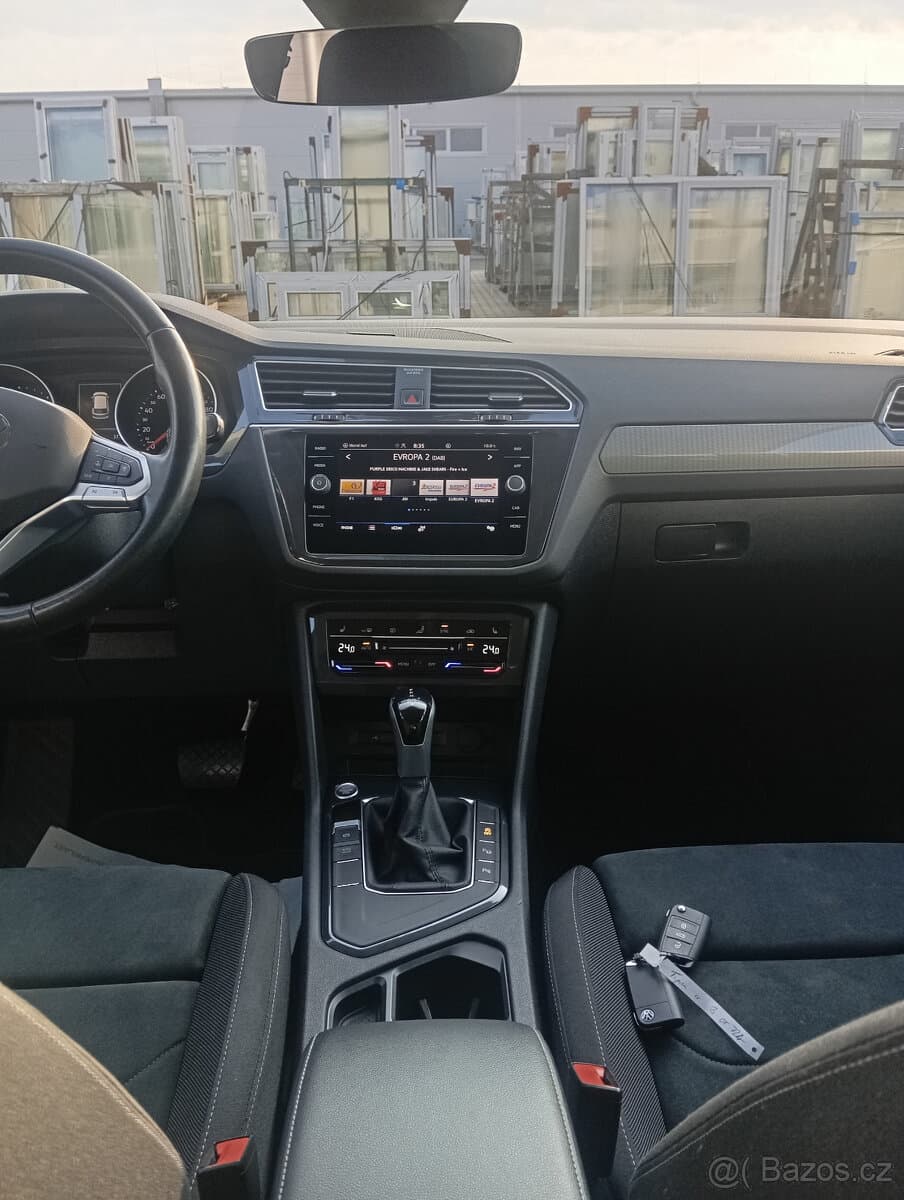 2023 Volkswagen TIGUAN - 8