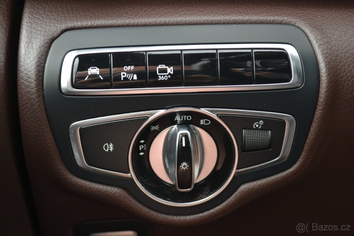 2015 Mercedes-Benz V-CLASS - 8