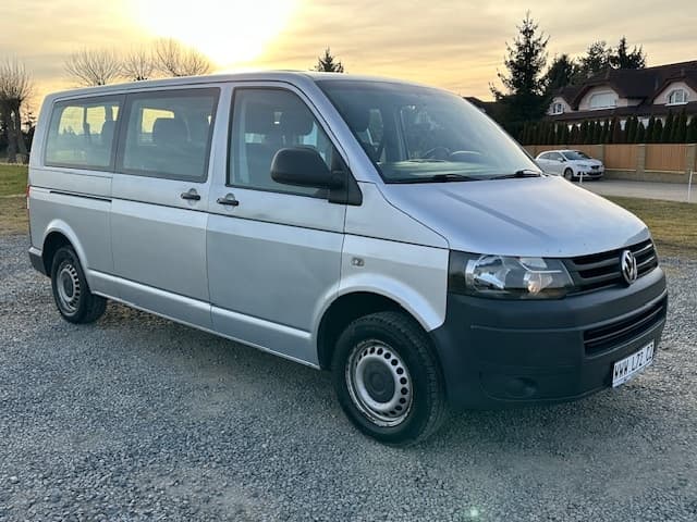 2012 Volkswagen CARAVELLE - 8