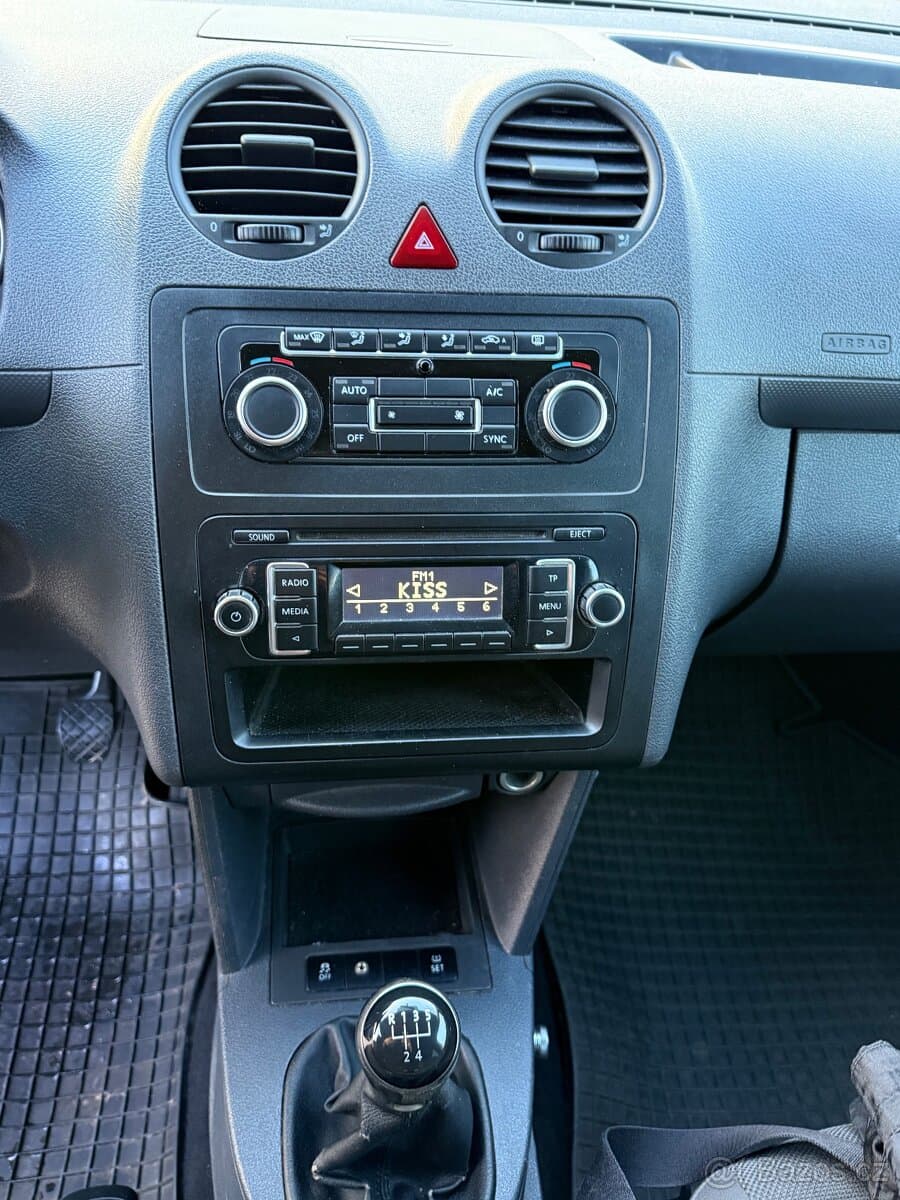 2015 Volkswagen CADDY - 8