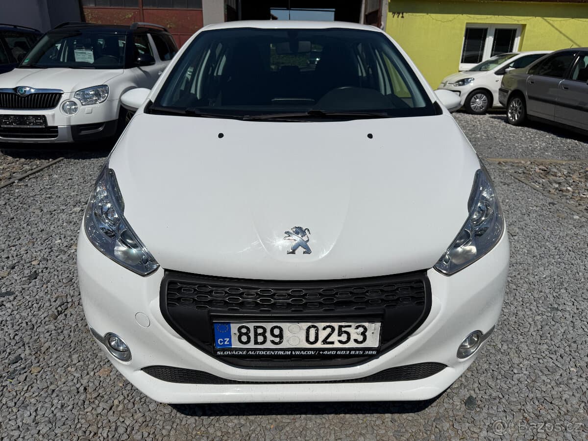2014 Peugeot 208 - 8