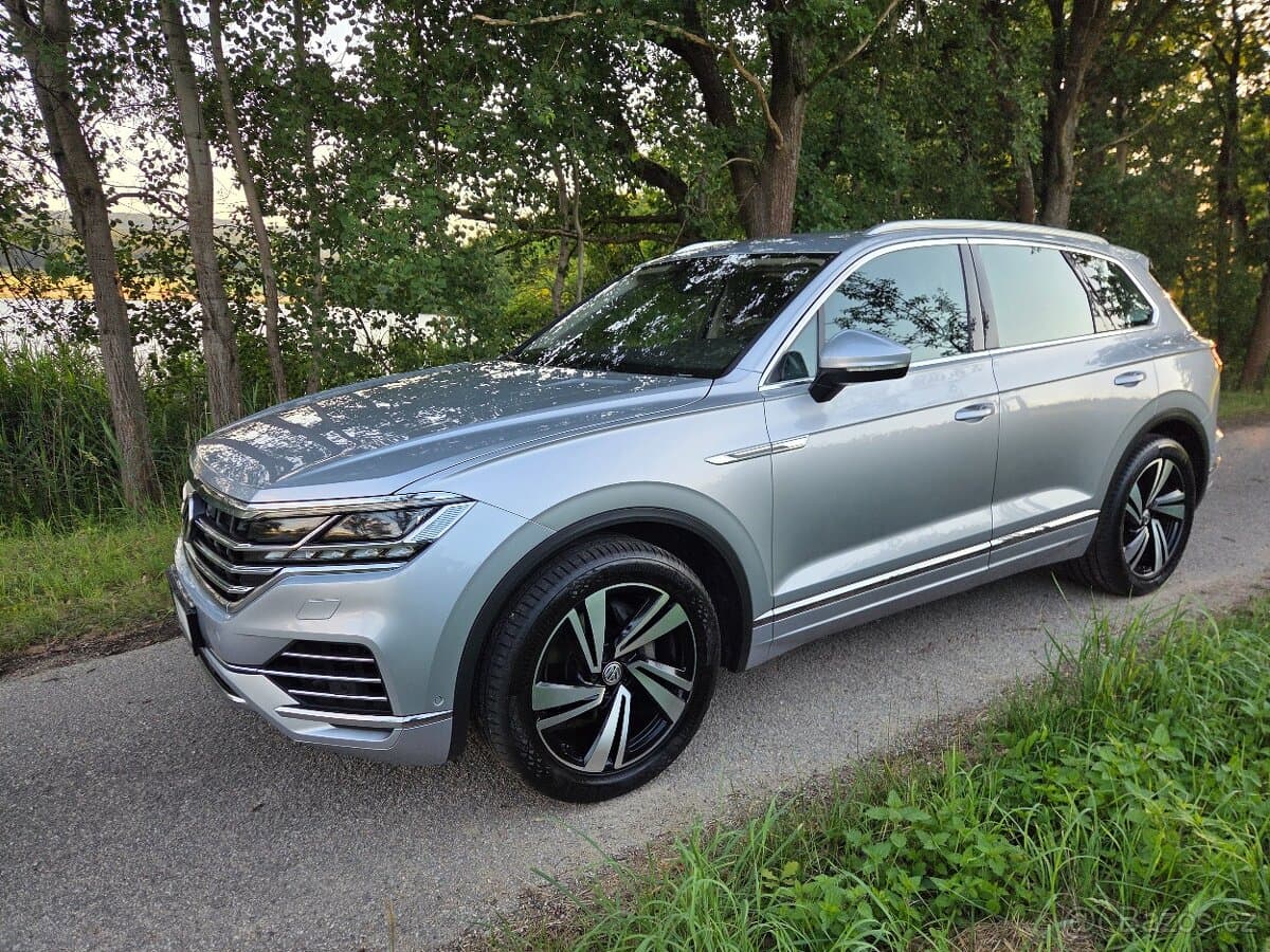 2018 Volkswagen TOUAREG - 8