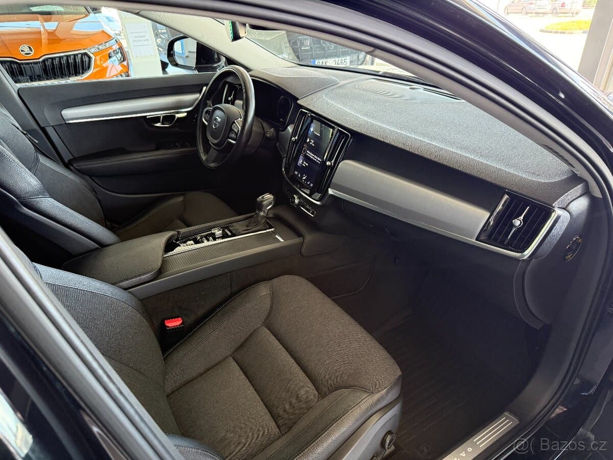 2019 Volvo V90 - 8