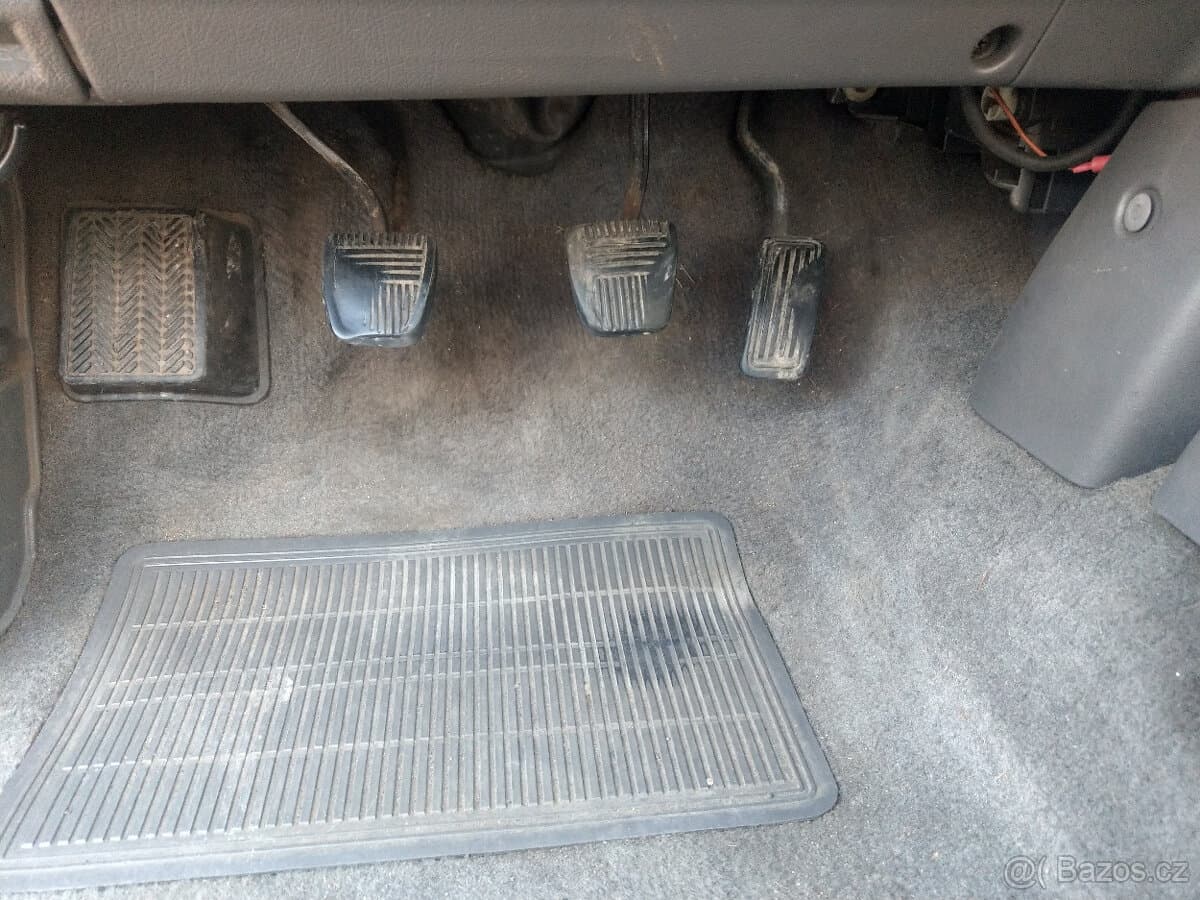 1994 Toyota 4RUNNER - 8