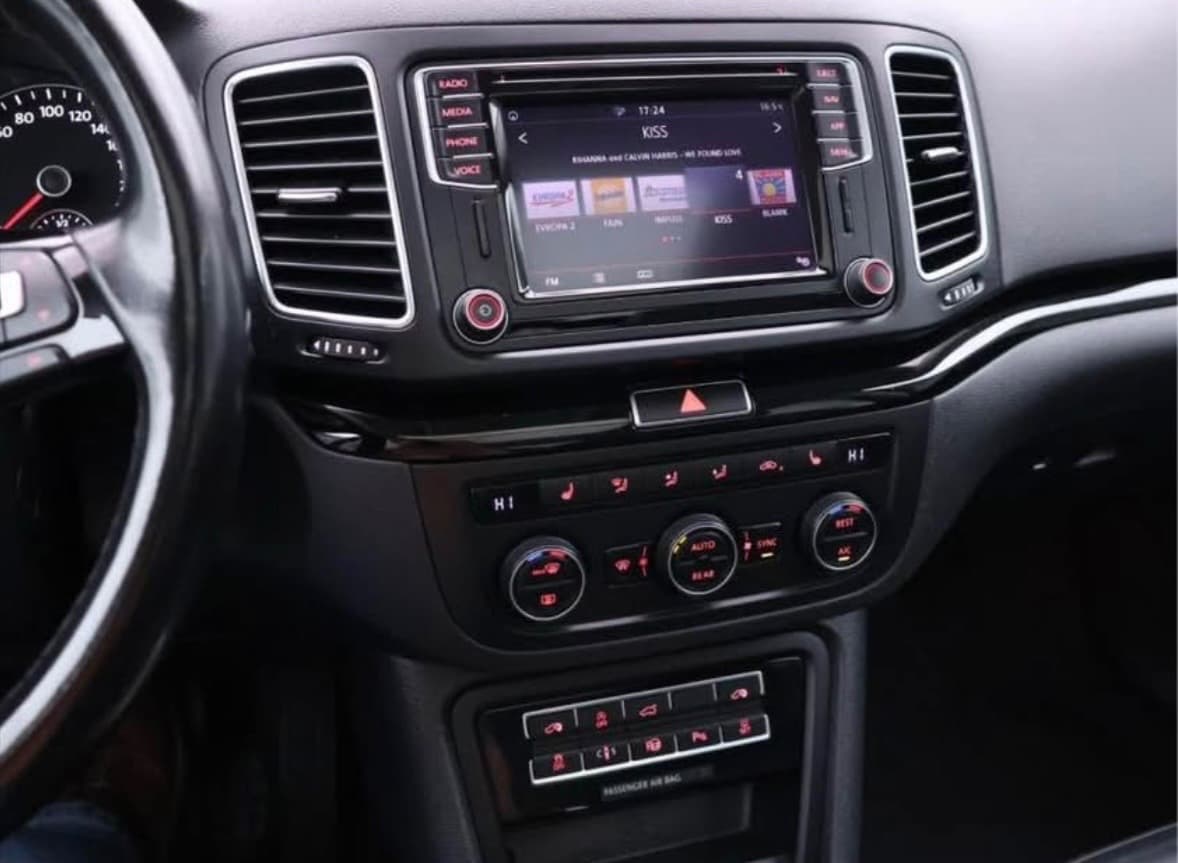 2017 Volkswagen SHARAN - 8