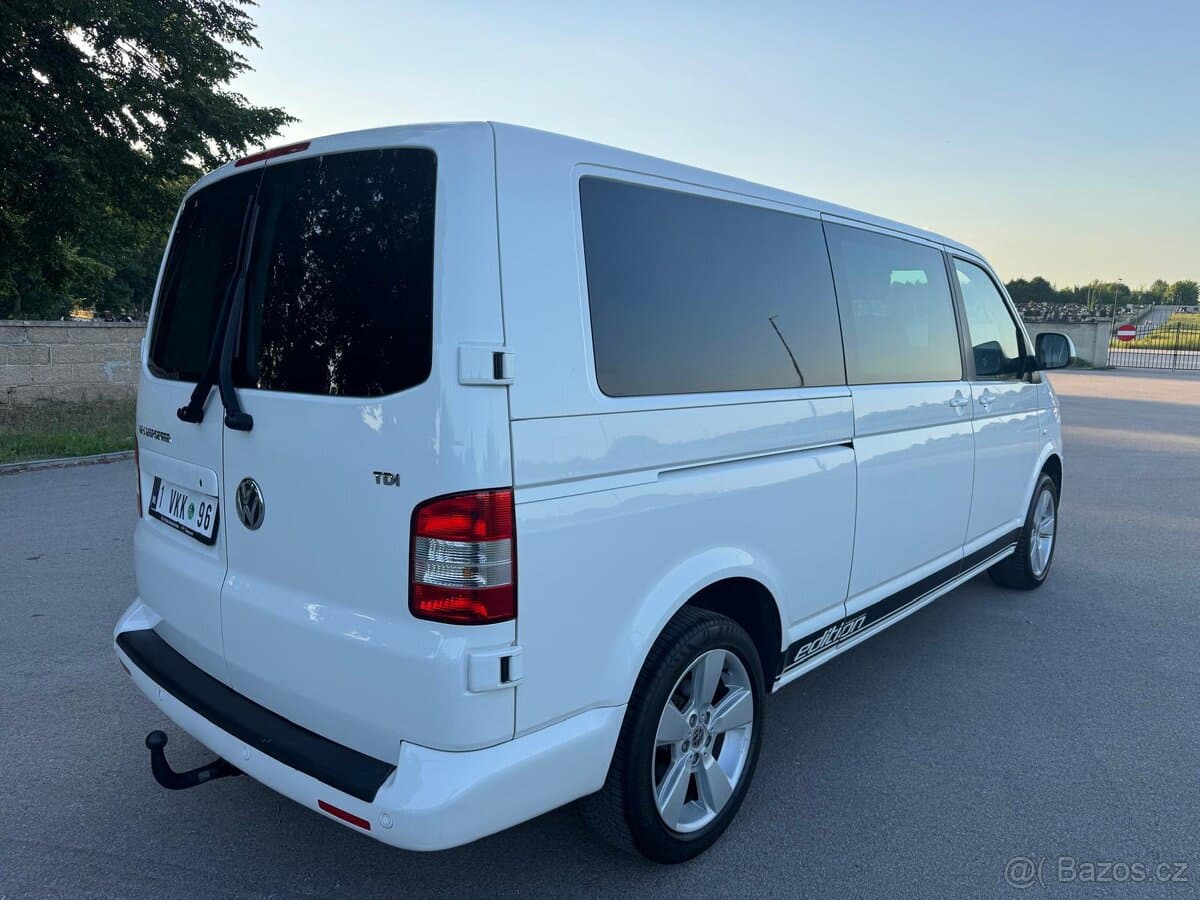 2010 Volkswagen TRANSPORTER - 8