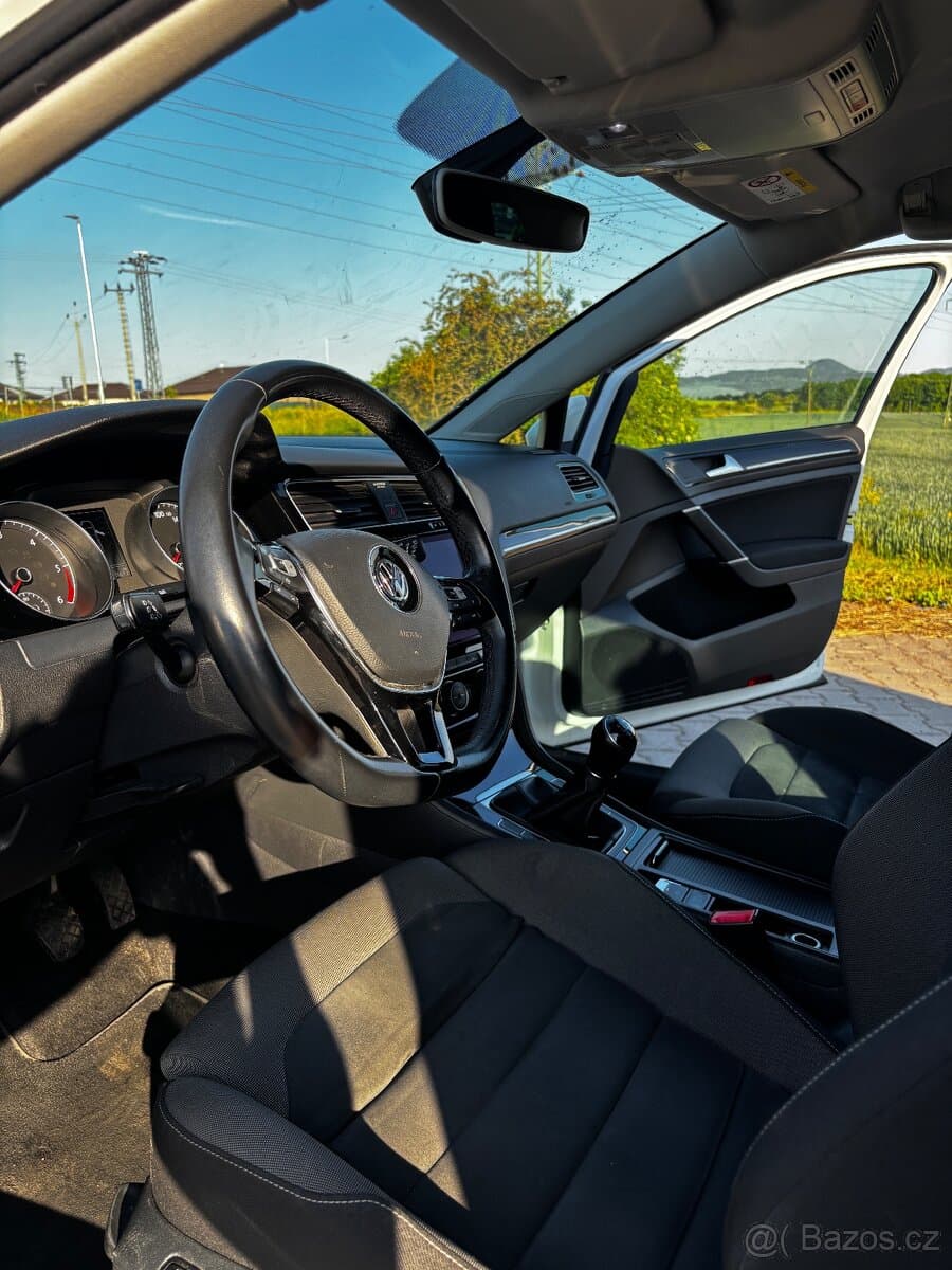 2019 Volkswagen GOLF - 8