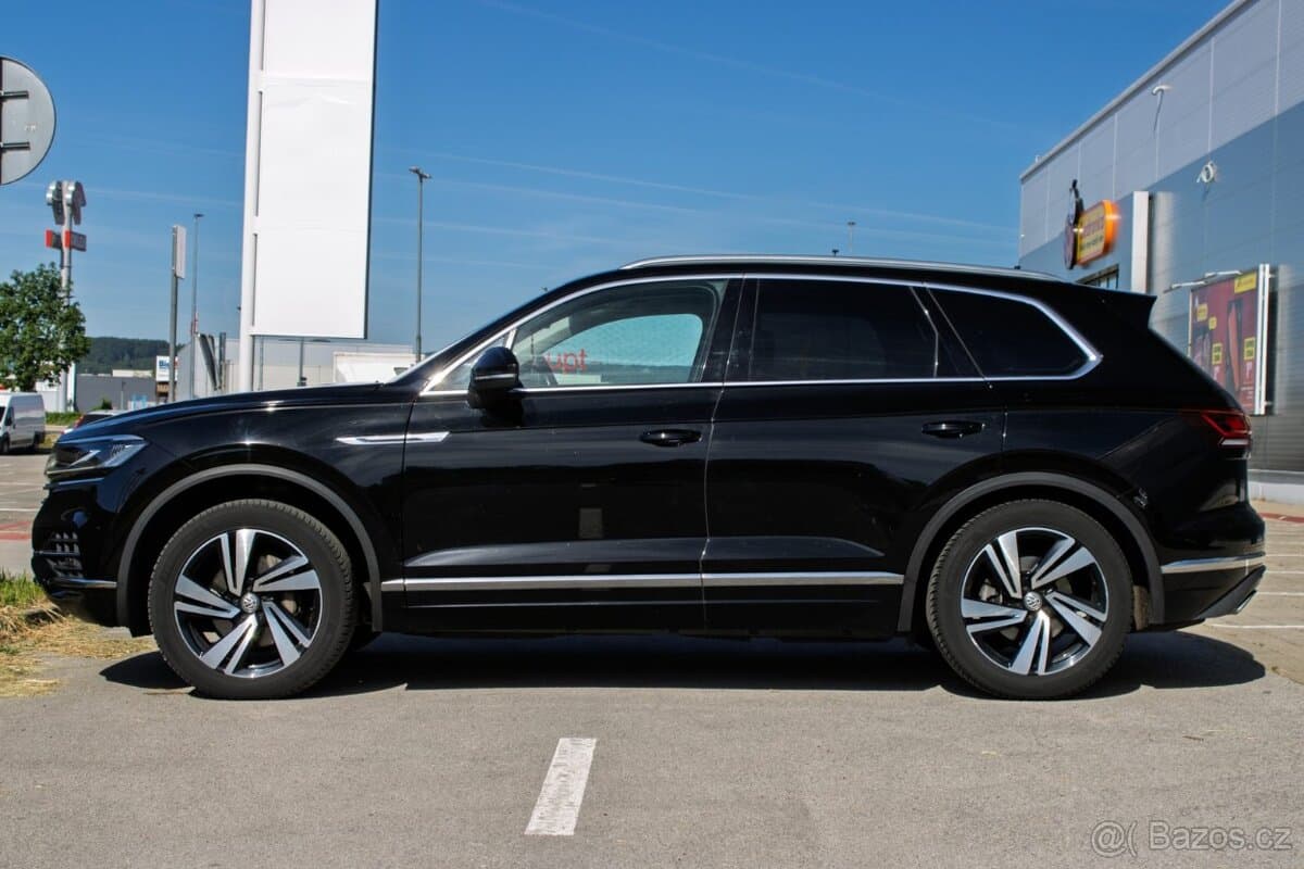2019 Volkswagen TOUAREG - 8