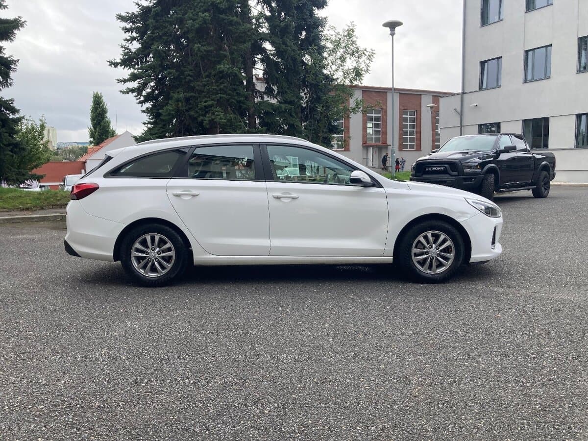 2017 Hyundai i30 - 8