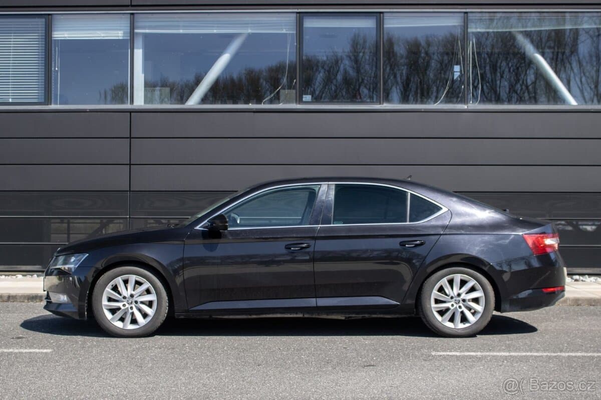 2018 Škoda SUPERB - 8