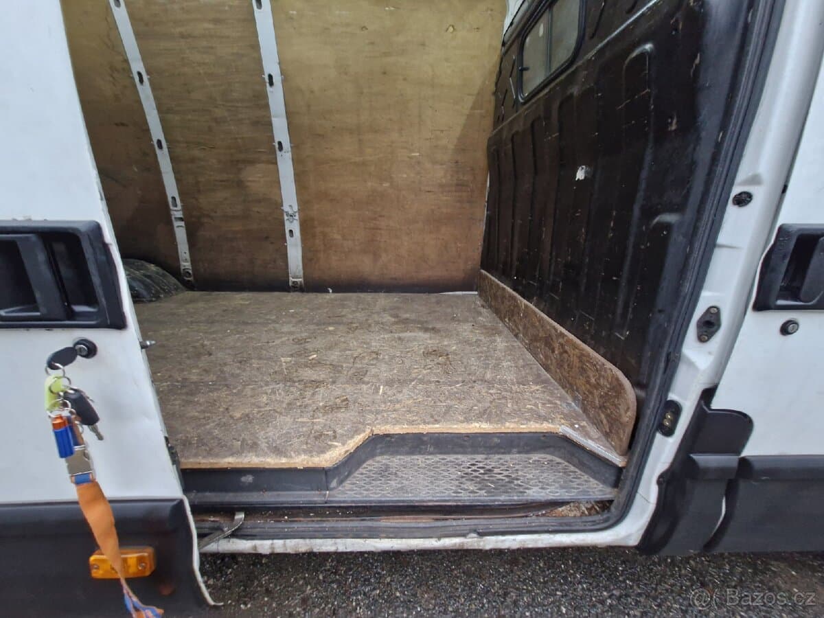 2010 Iveco OSTATNÍ - 8