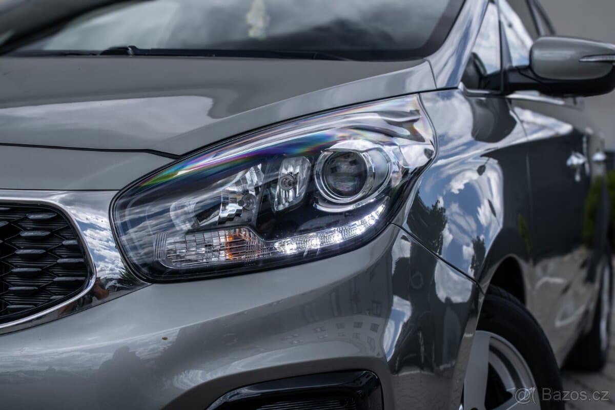 2018 Kia CARENS - 8