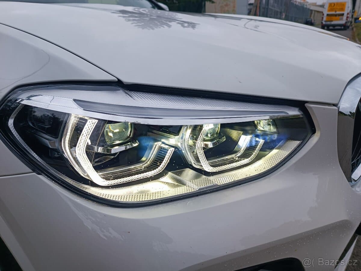 2021 BMW X4 - 8