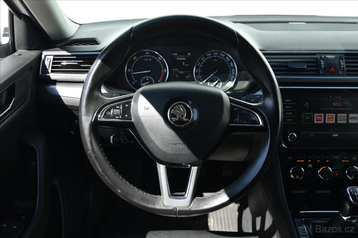 2018 Škoda SUPERB - 8