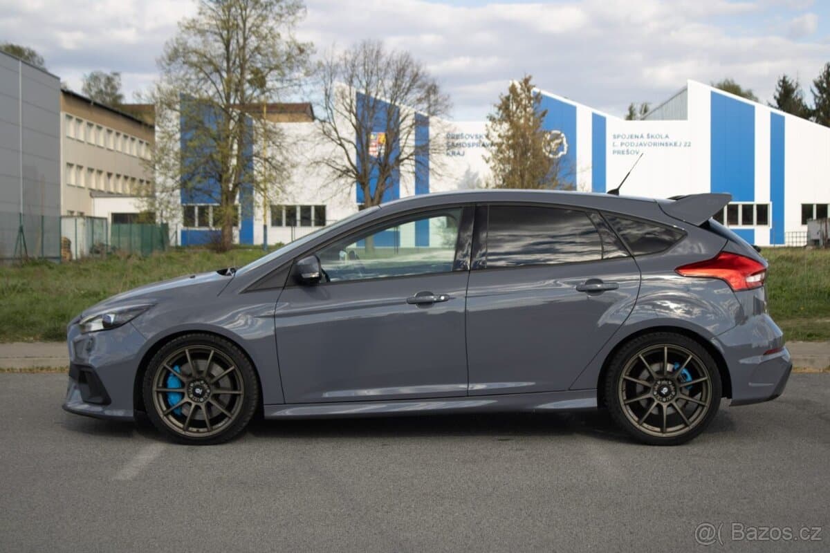 2017 Ford FOCUS - 8