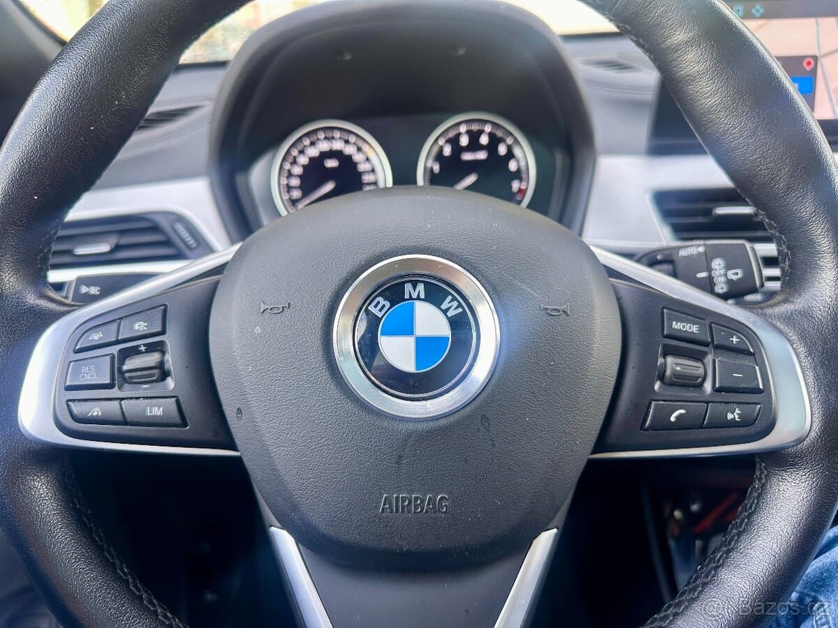 BMW X1 - 8