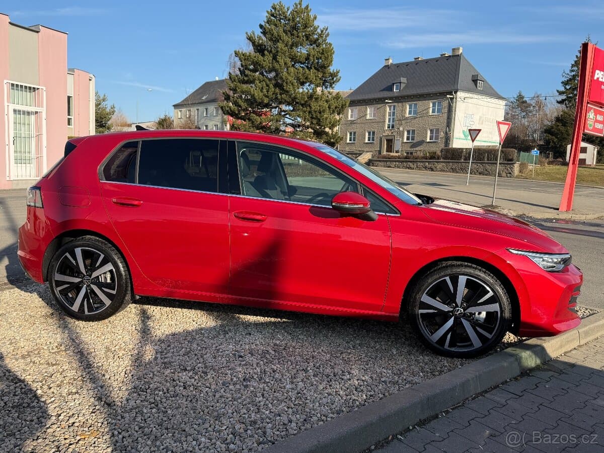 2025 Volkswagen GOLF - 8