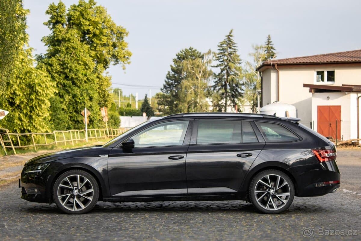 2018 Škoda SUPERB - 8
