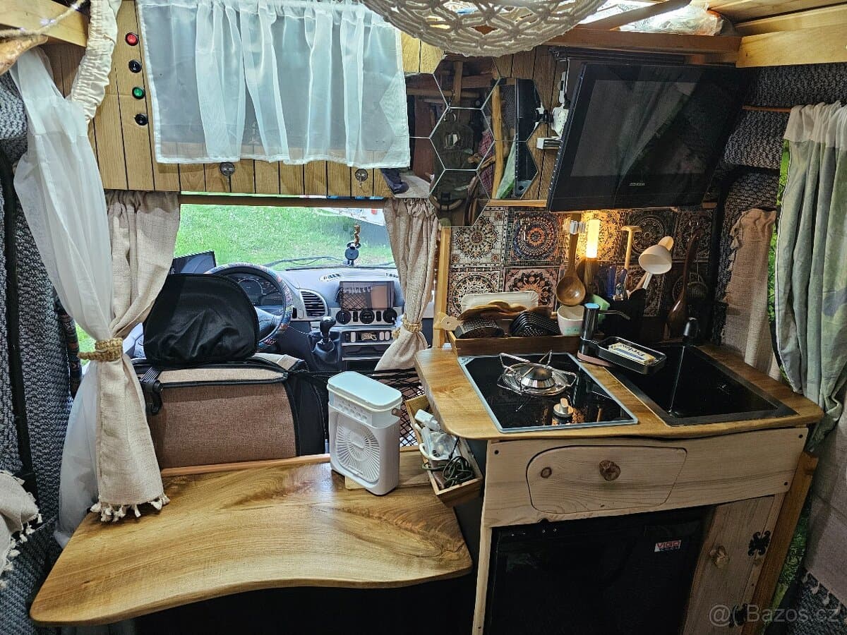 2005 Mercedes-Benz SPRINTER - 8