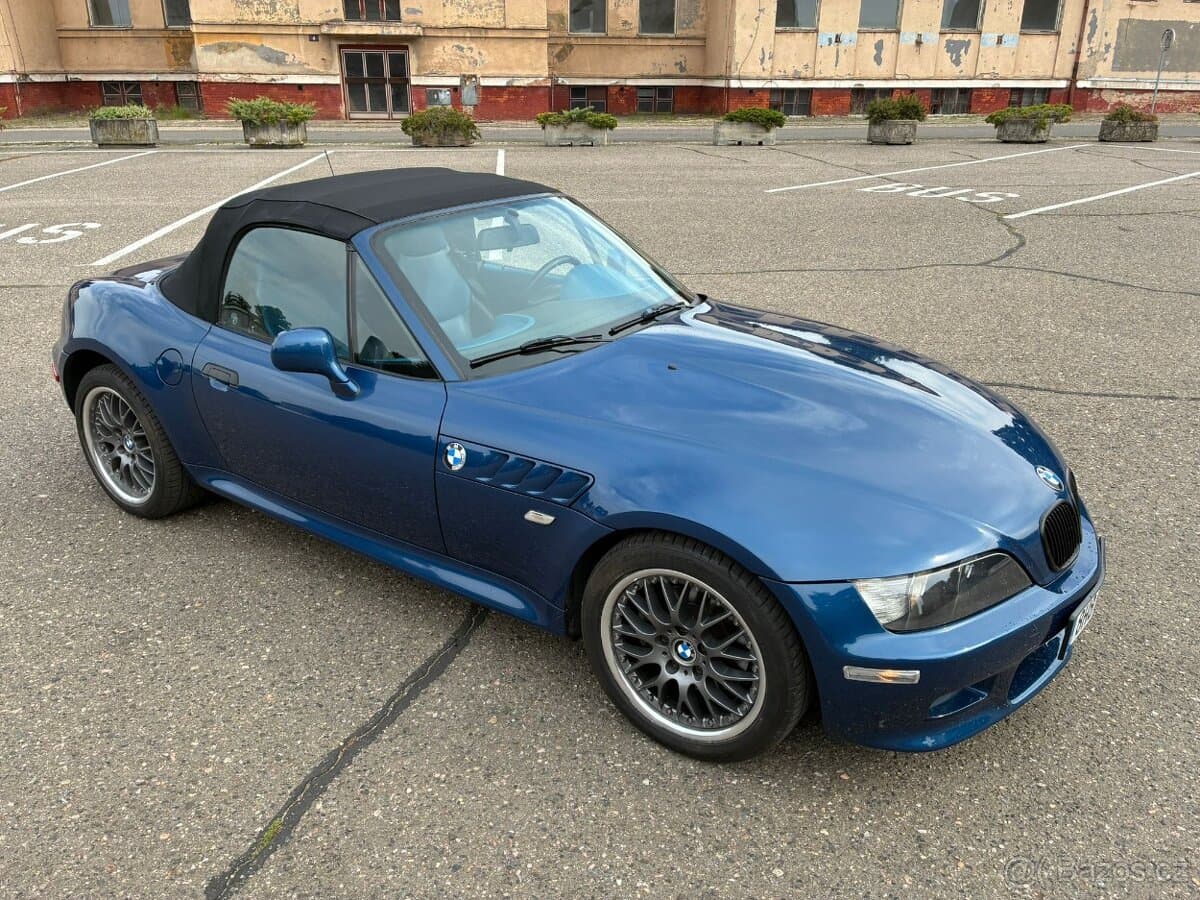 2001 BMW Z3 - 8