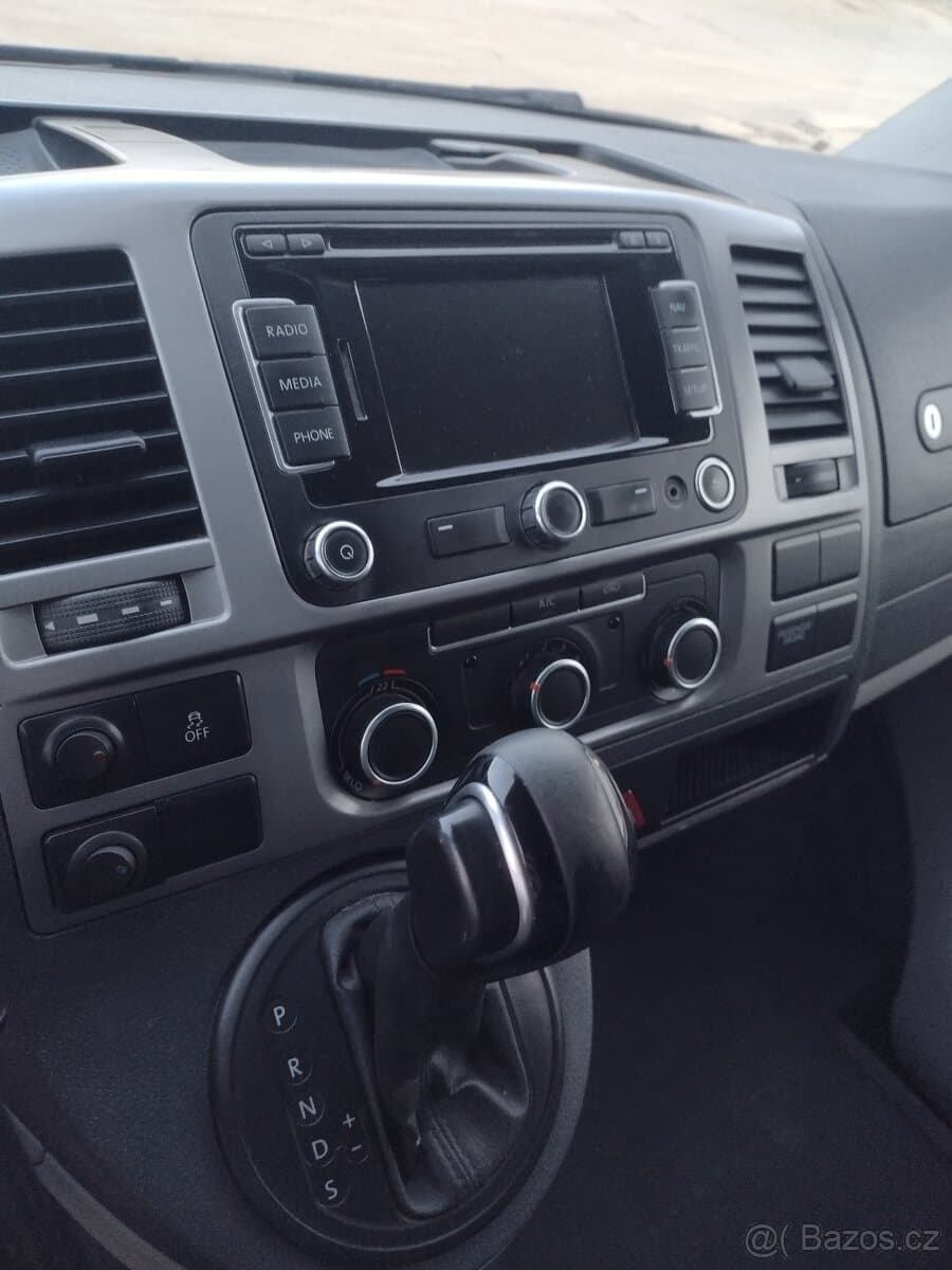 2015 Volkswagen TRANSPORTER - 8