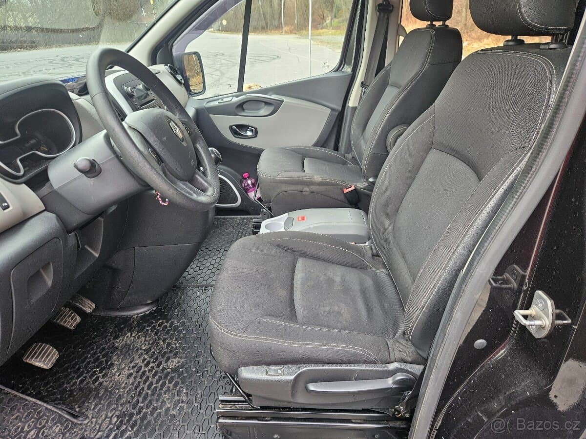 2015 Renault TRAFIC - 8