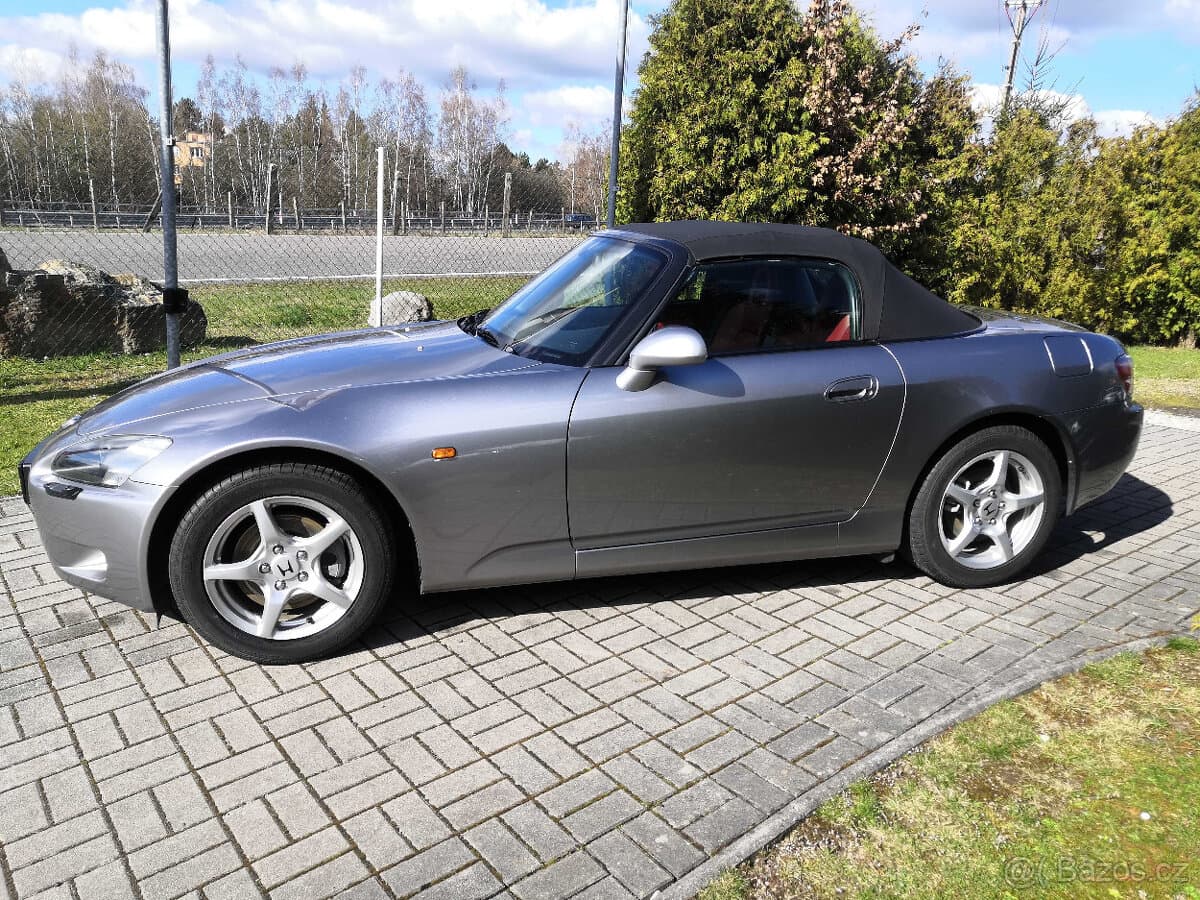 2000 Honda S2000 - 8