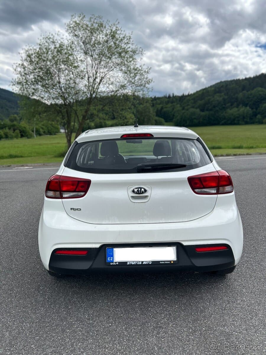 2018 Kia RIO - 8