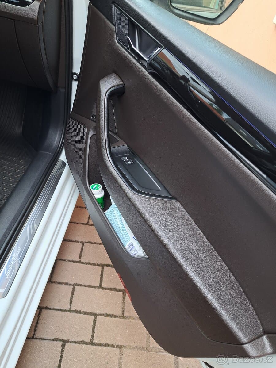 2018 Škoda SUPERB - 8