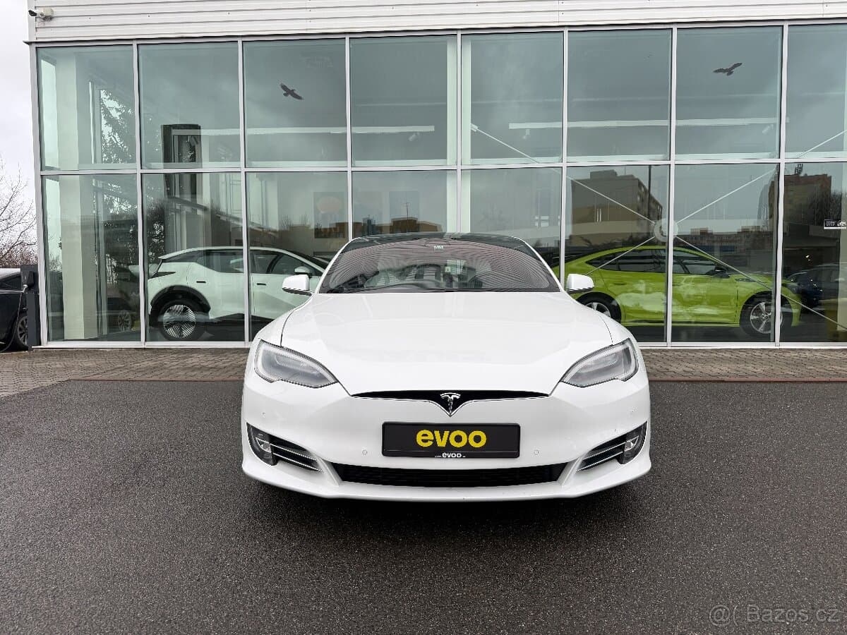 2019 Tesla MODEL S - 8