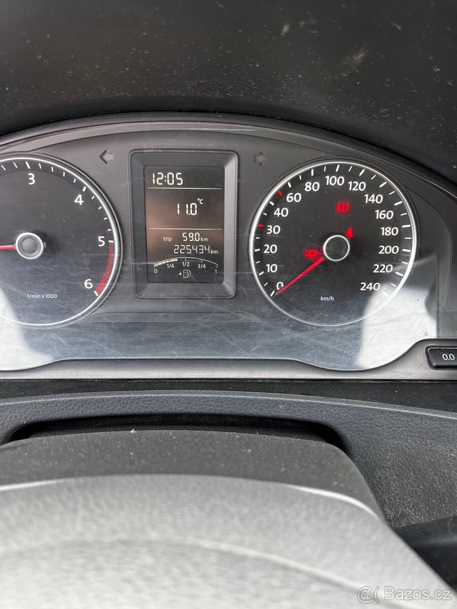 2011 Volkswagen TRANSPORTER - 8