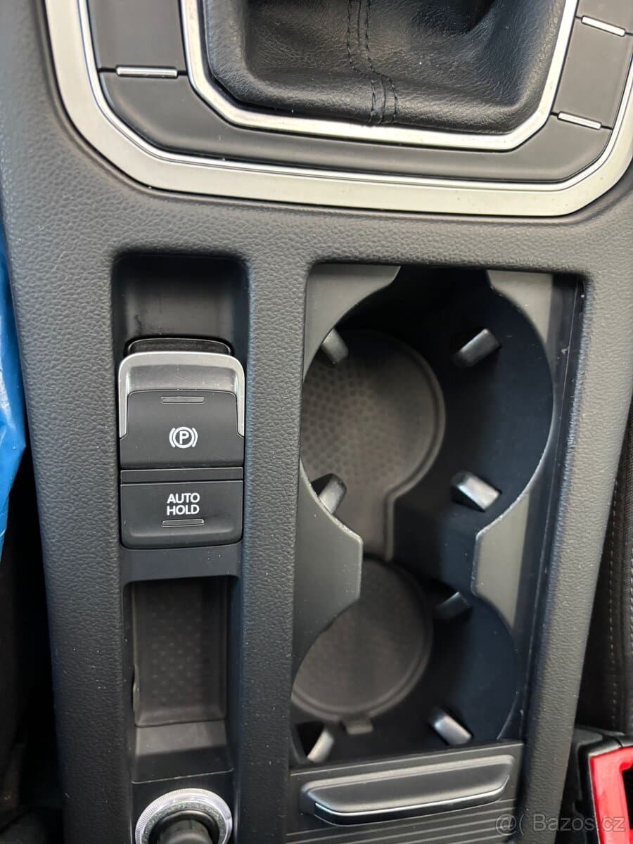 2015 Volkswagen PASSAT - 8