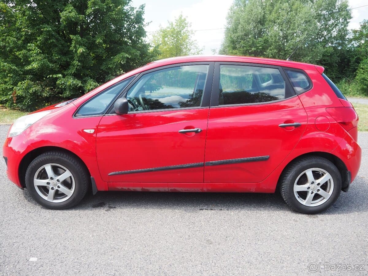 2012 Kia VENGA - 8