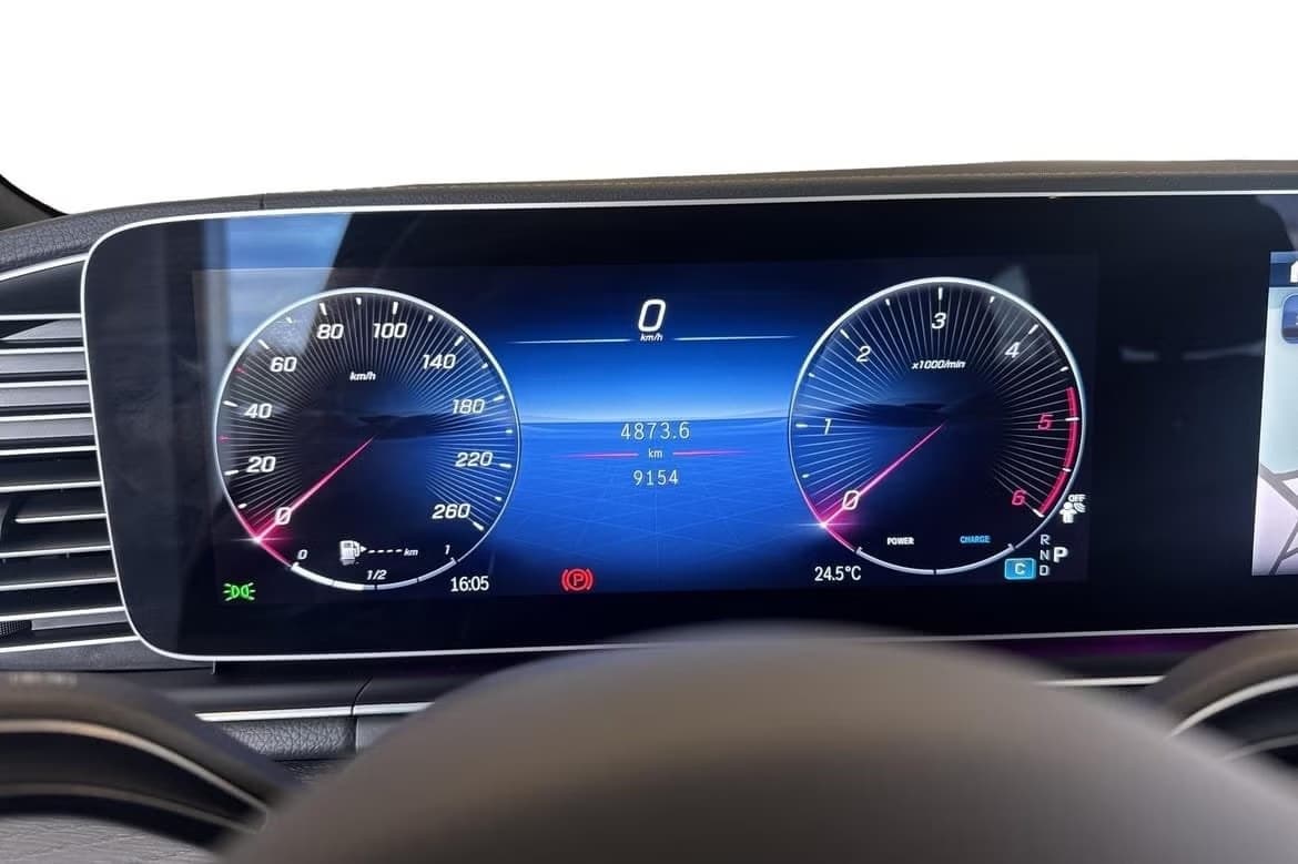 2025 Mercedes-Benz GL - 8