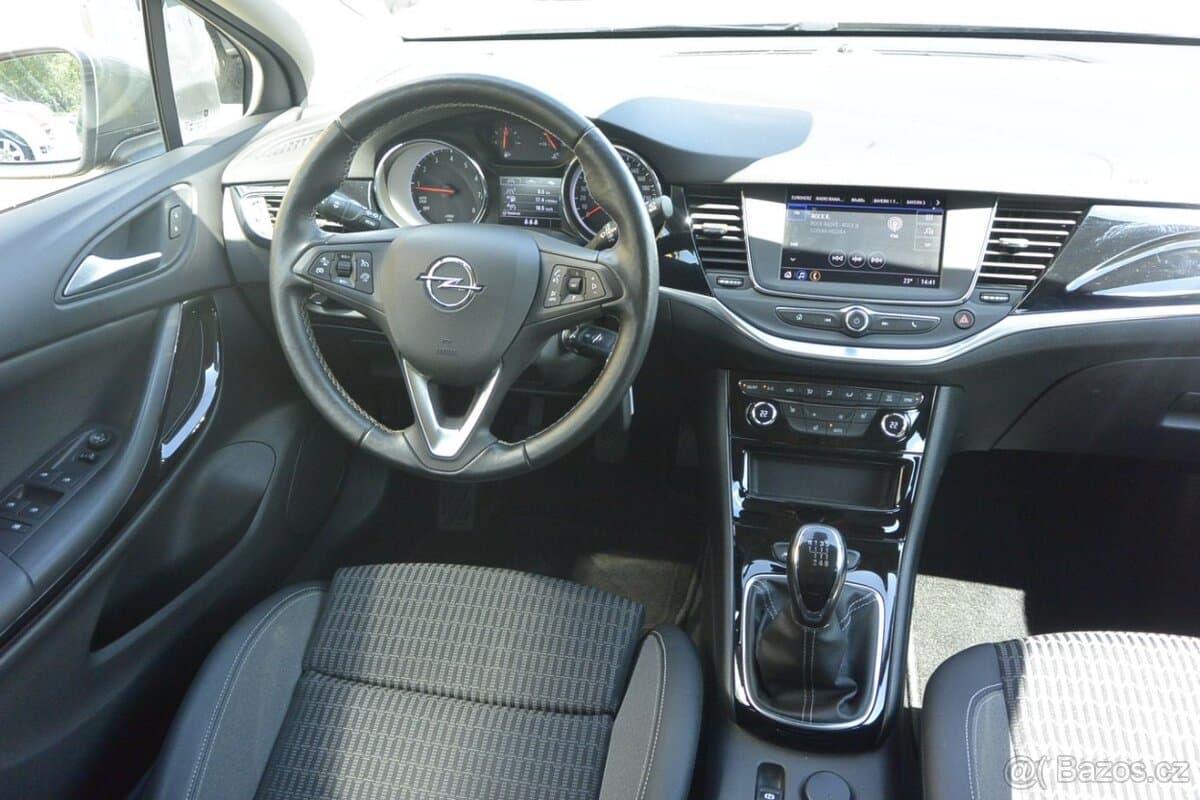 2020 Opel ASTRA - 8