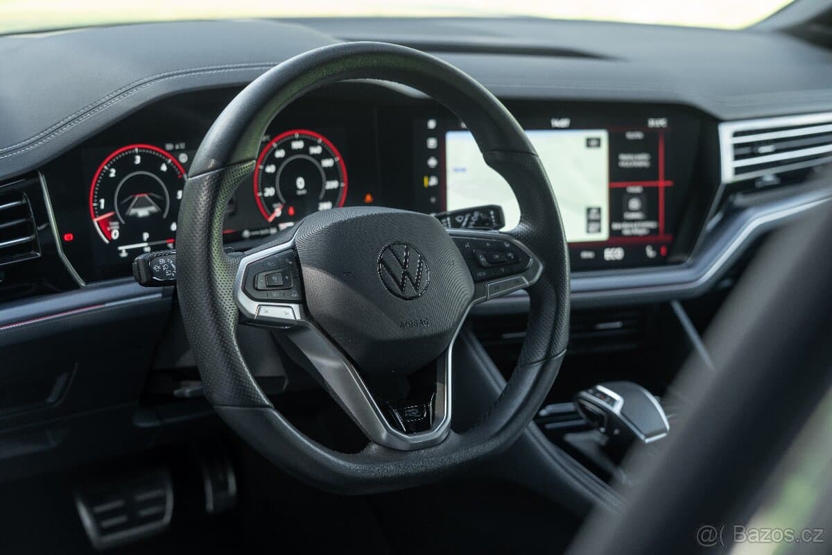 2024 Volkswagen TOUAREG - 8
