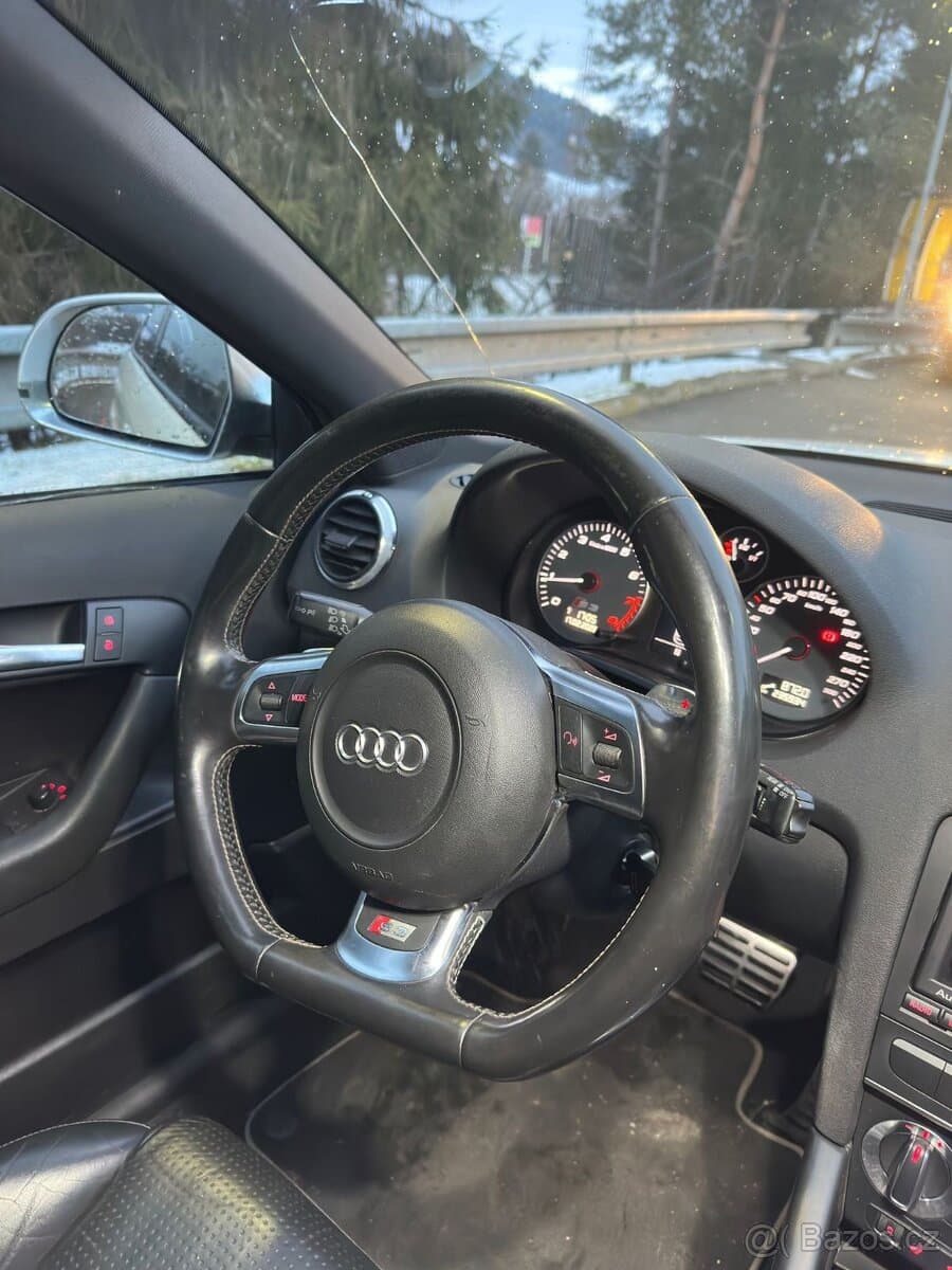 2010 Audi S3 - 8