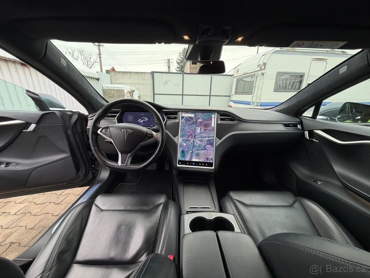 2018 Tesla MODEL S - 8