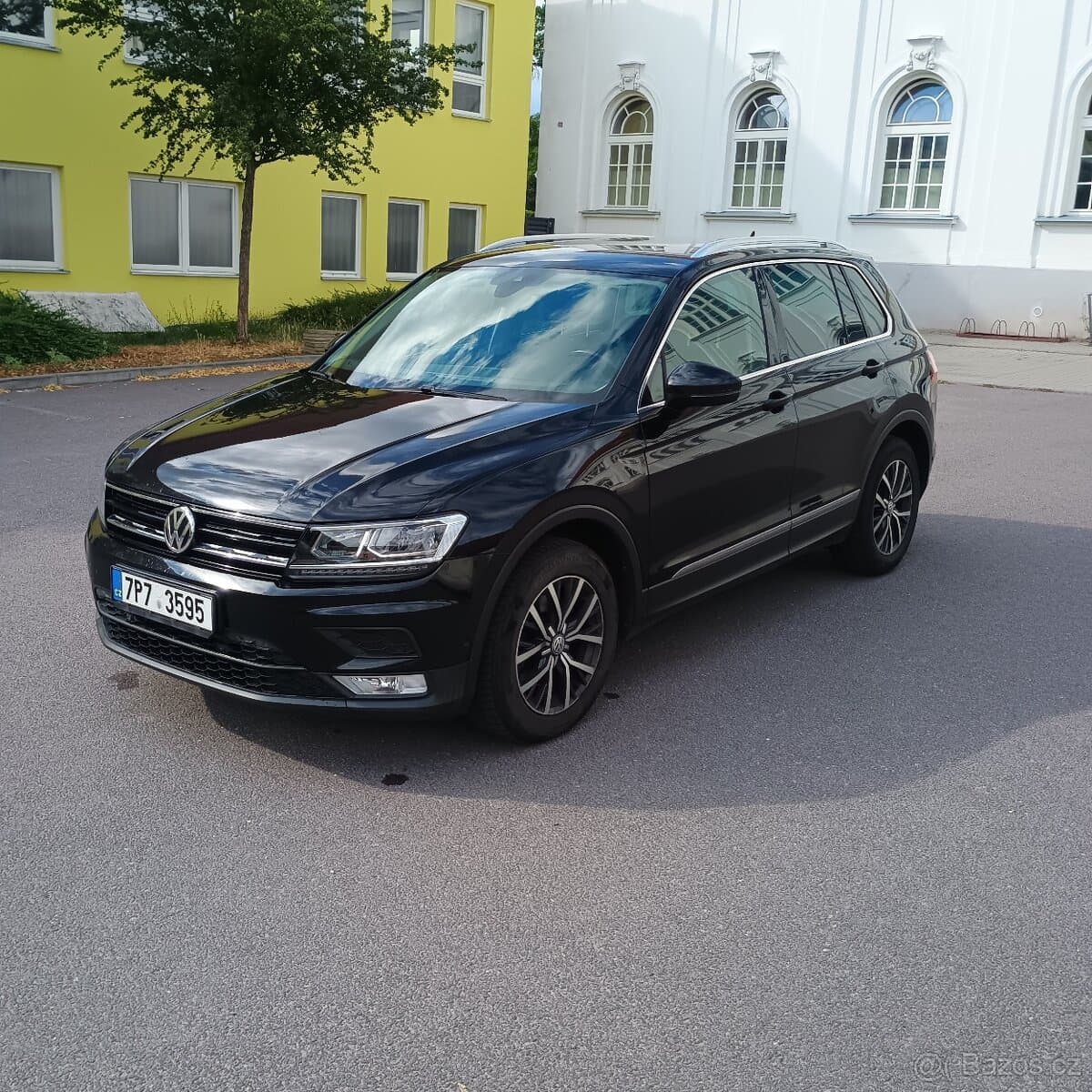 2017 Volkswagen TIGUAN - 8