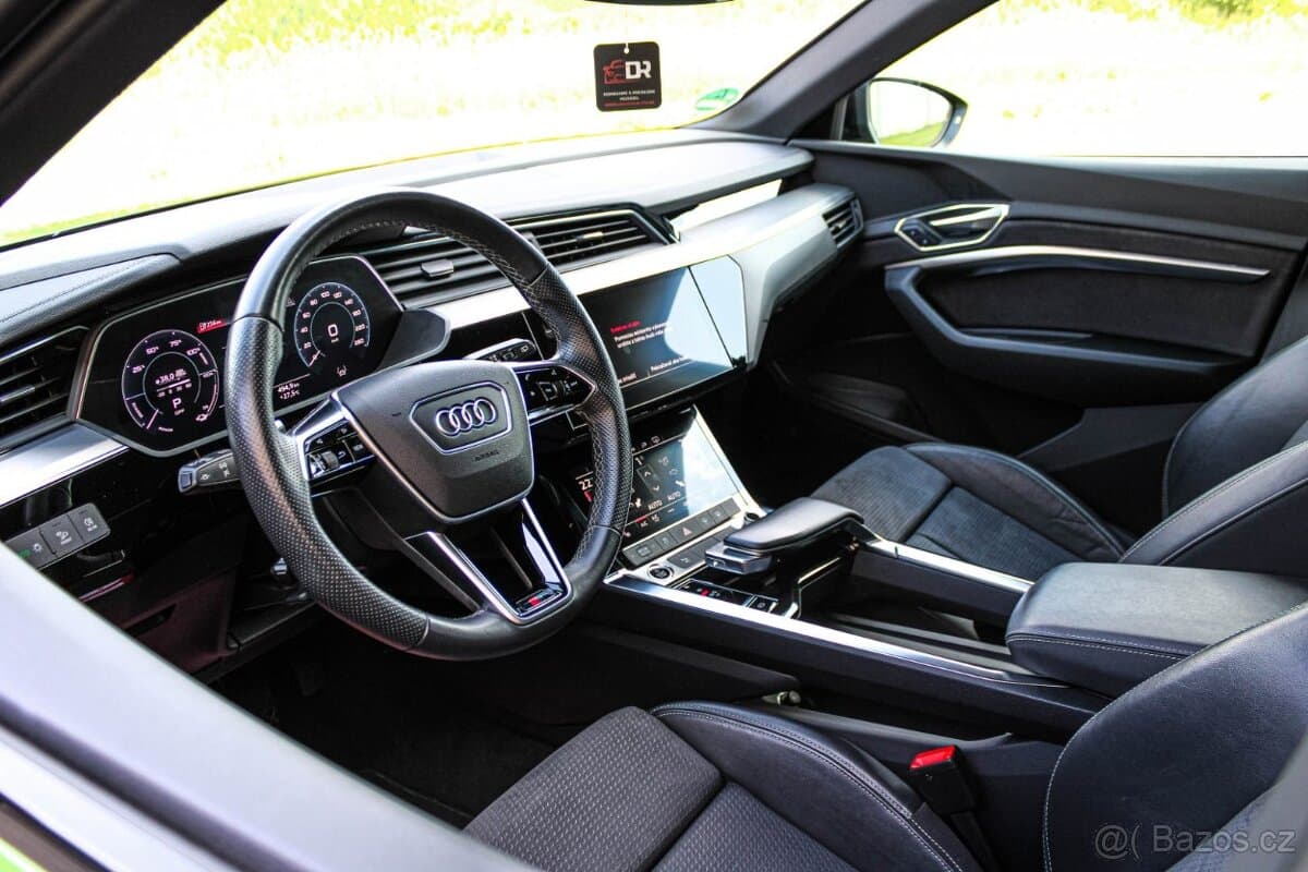 2022 Audi TT - 8