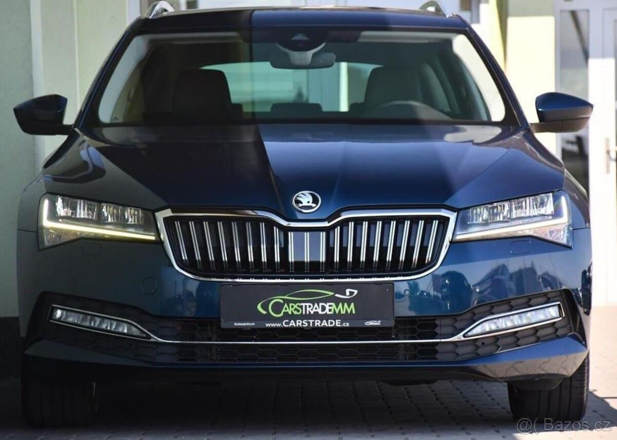 2020 Škoda SUPERB - 8