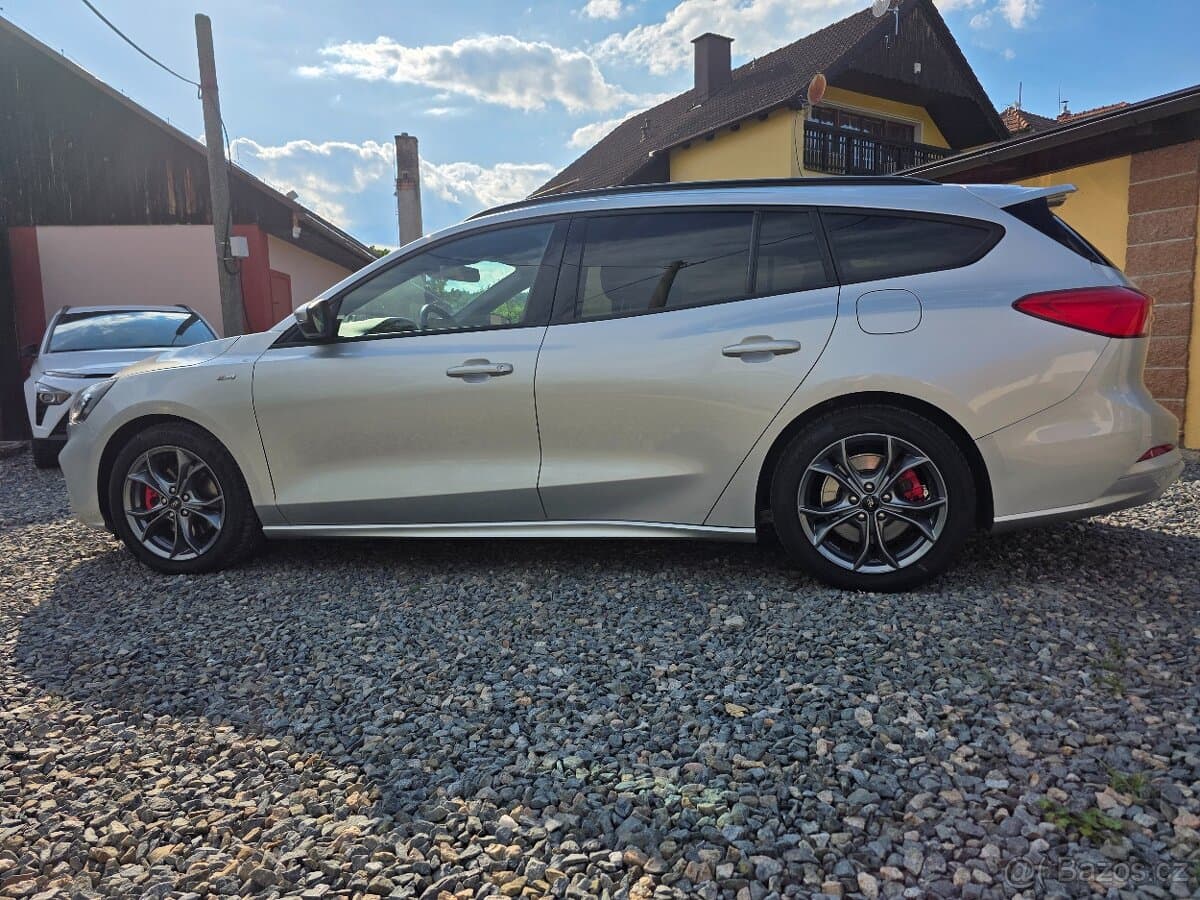Ford FOCUS - 8