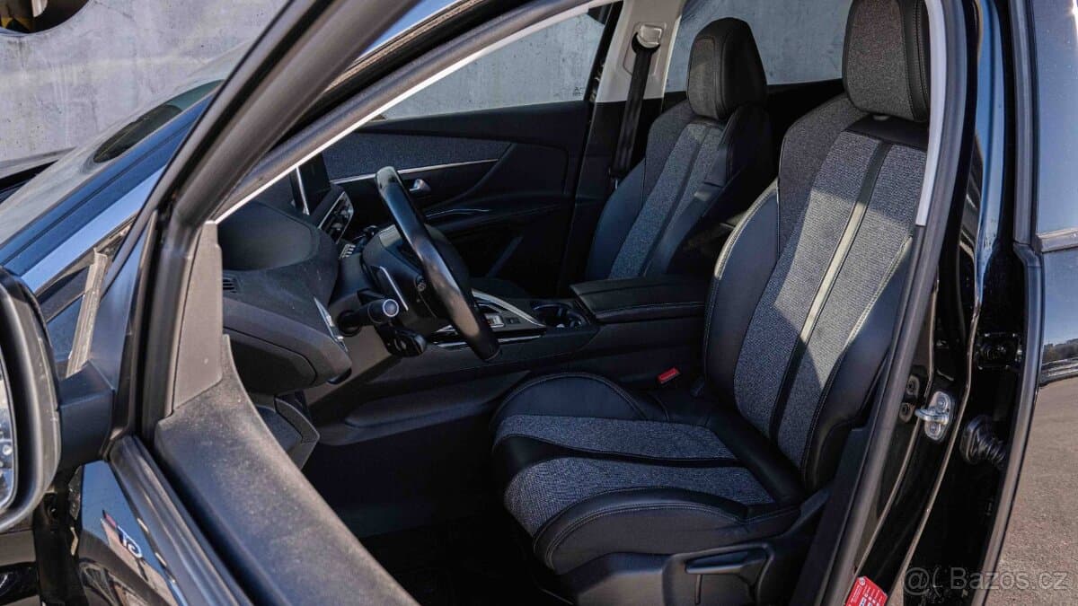 2018 Peugeot 3008 - 8