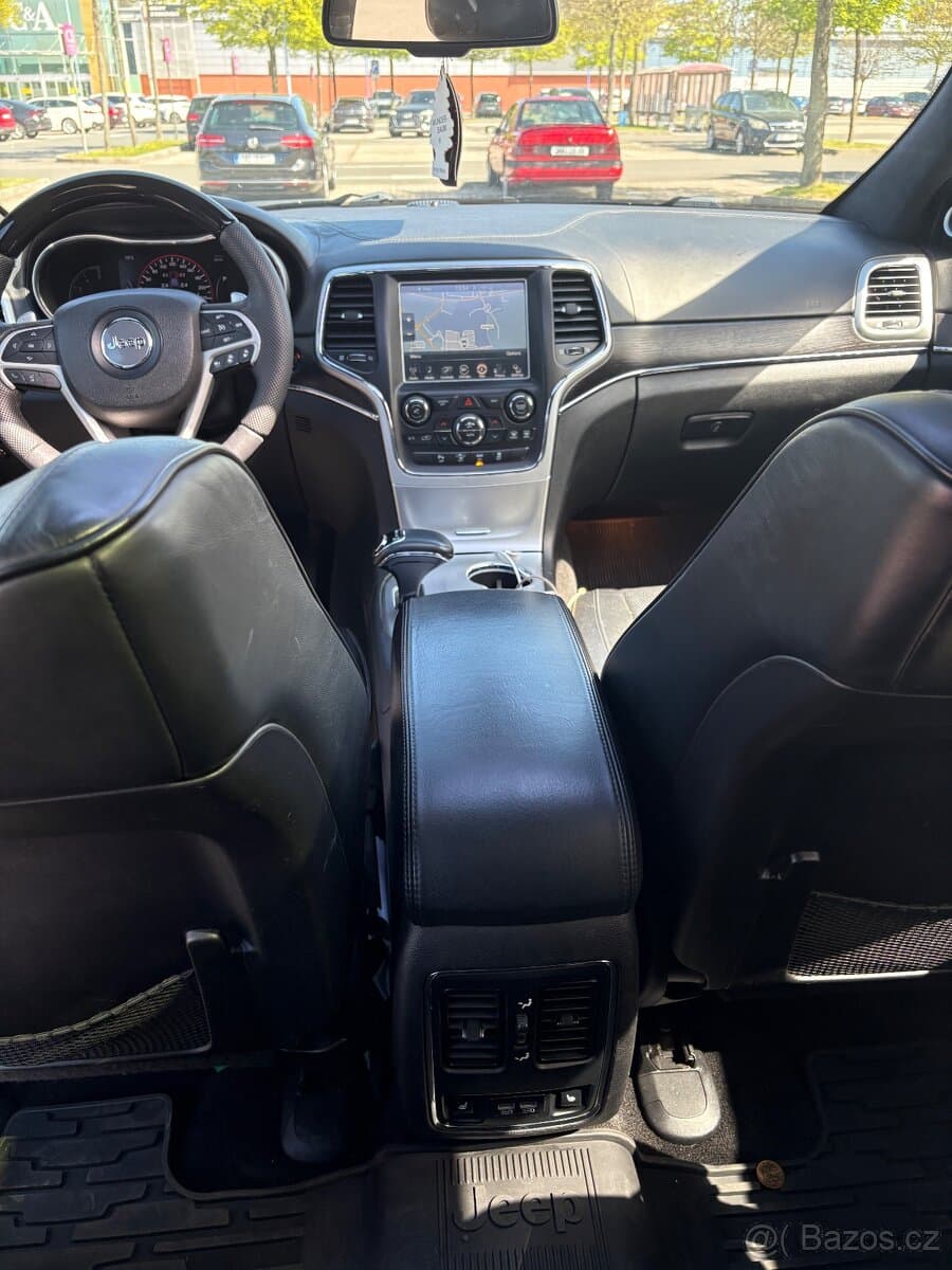 2013 Jeep CHEROKEE - 8