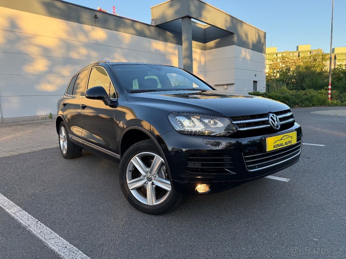 2013 Volkswagen TOUAREG - 8